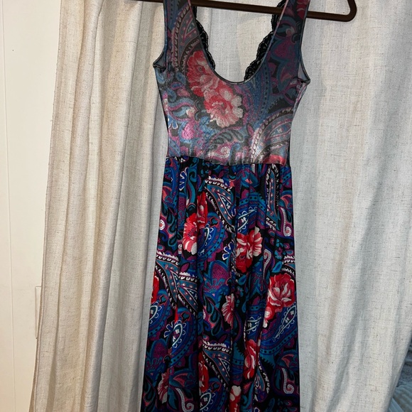 Olga Multicolor Patterned Garment - Picture 6 of 7